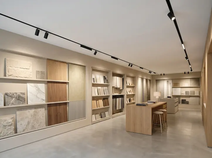 showroom lighting solutions with 48V magnetic track lighting for material display walls and sample presentation