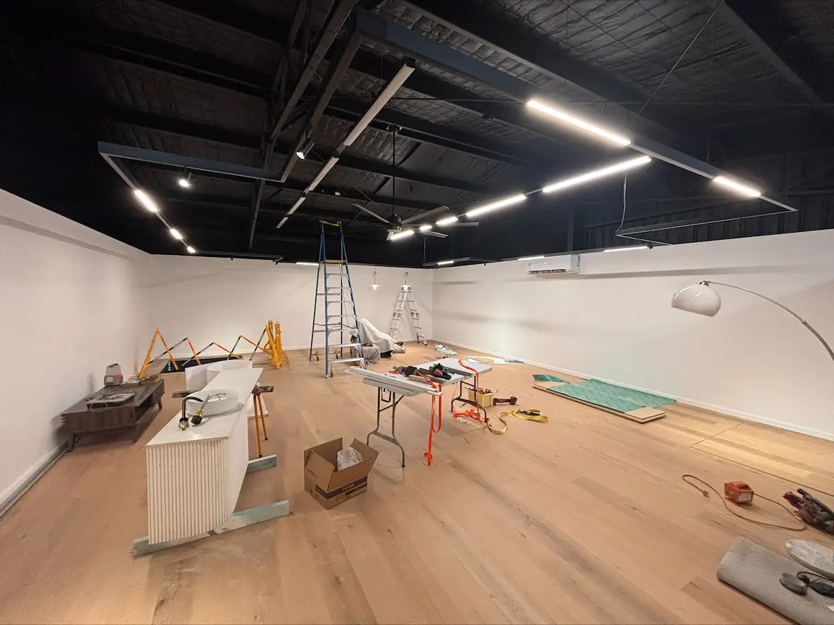 48V Magnetic Track Lighting System in an Australian Showroom